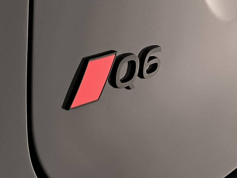Audi Q6 e-tron s line edition quattro 387cv