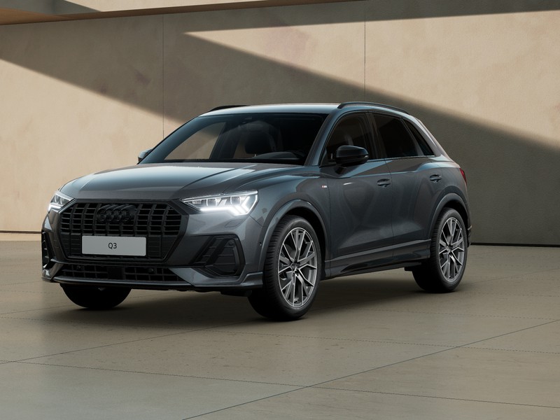 Audi Q3 35 2.0 tdi identity black s-tronic