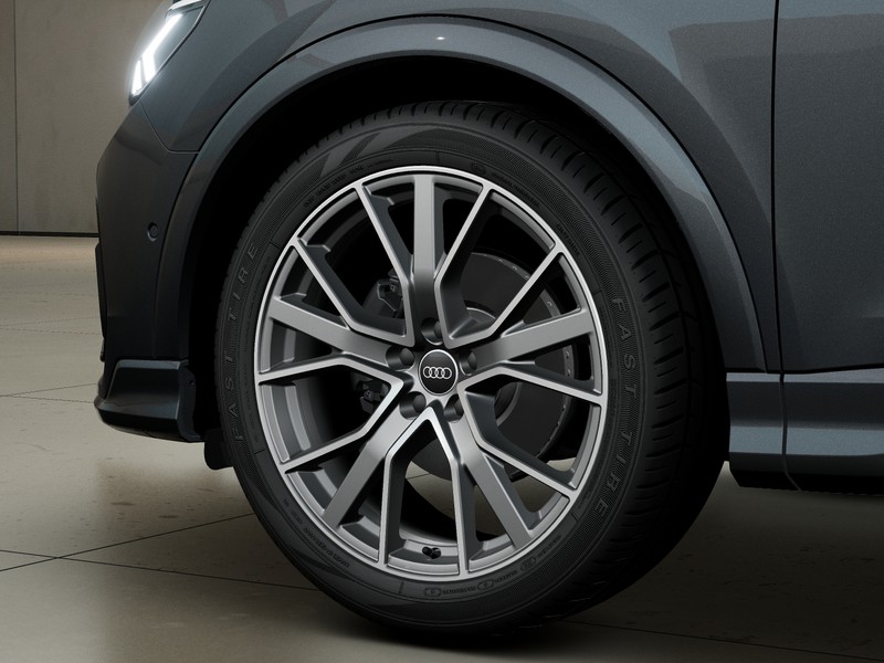 Audi Q3 35 2.0 tdi identity black s-tronic