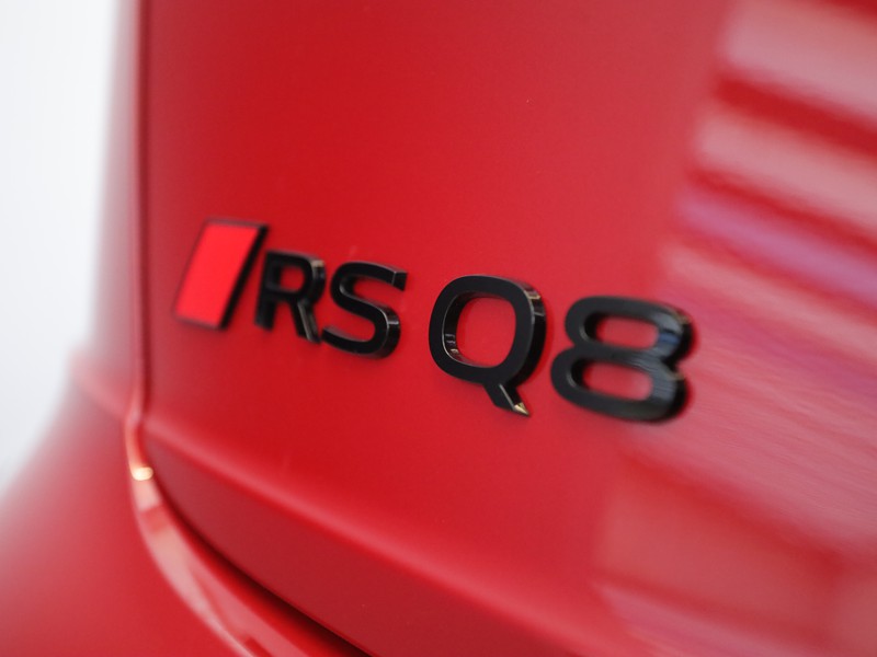 Audi RSQ8 rs 4.0 mhev 48v performance 640cv tiptronic