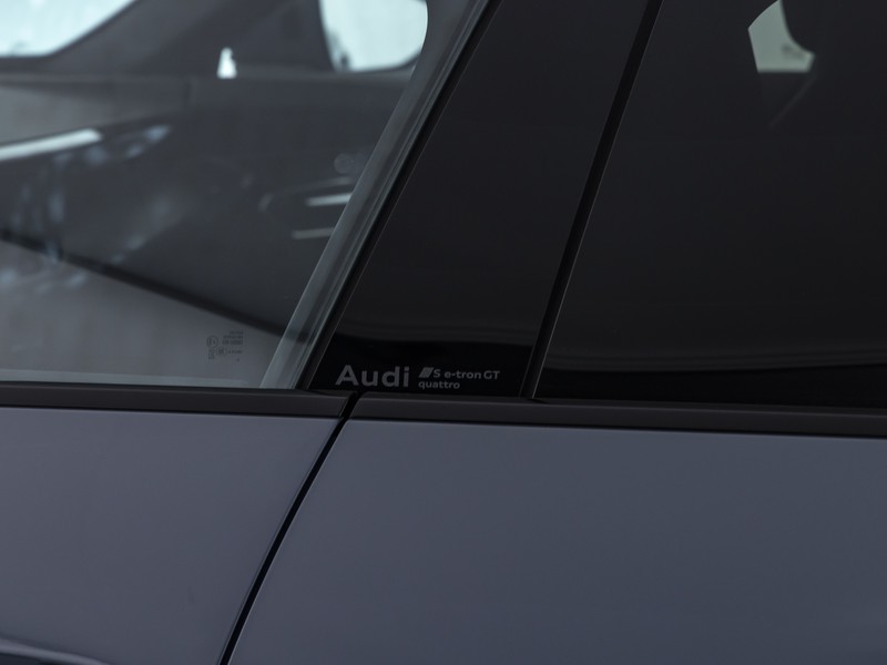 Audi e-tron GT s quattro