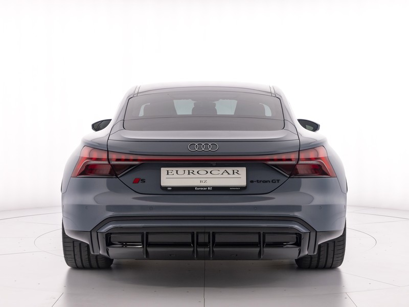 Audi e-tron GT s quattro
