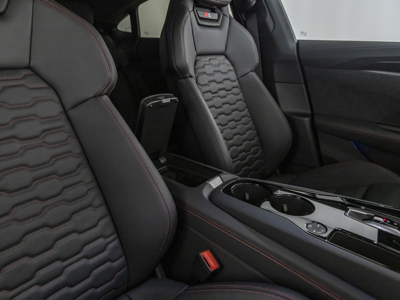 Audi e-tron GT s quattro