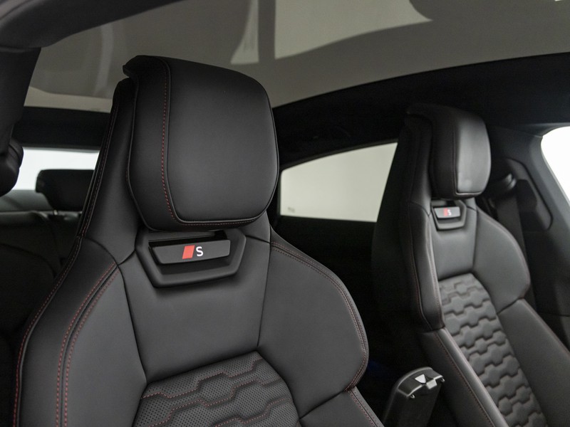 Audi e-tron GT s quattro