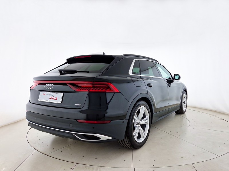 Audi Q8 45 3.0 tdi mhev quattro tiptronic