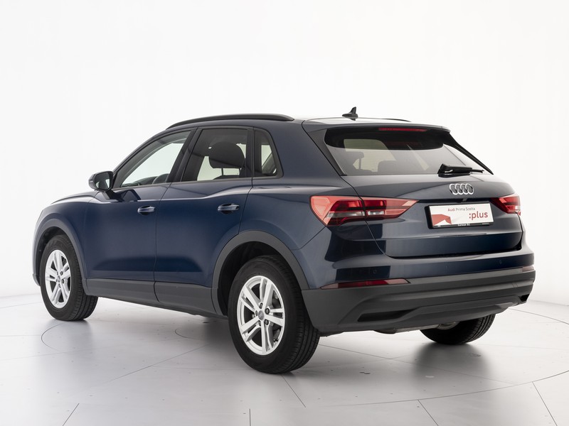 Audi Q3 35 2.0 tdi s-tronic