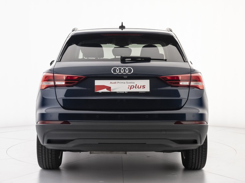 Audi Q3 35 2.0 tdi s-tronic