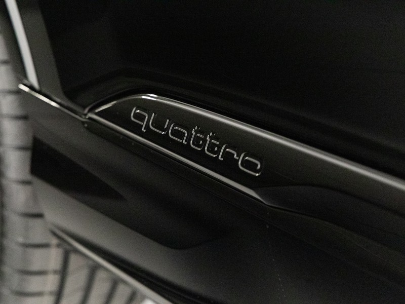 Audi Q7 50 3.0 tdi mhev s line edition quattro tiptronic 7p.ti