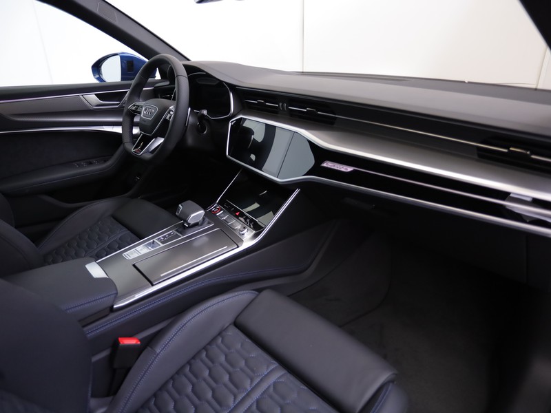 Audi RS6 avant 4.0 mhev performance quattro tiptronic