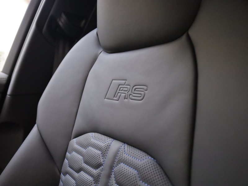 Audi RS6 avant 4.0 mhev performance quattro tiptronic