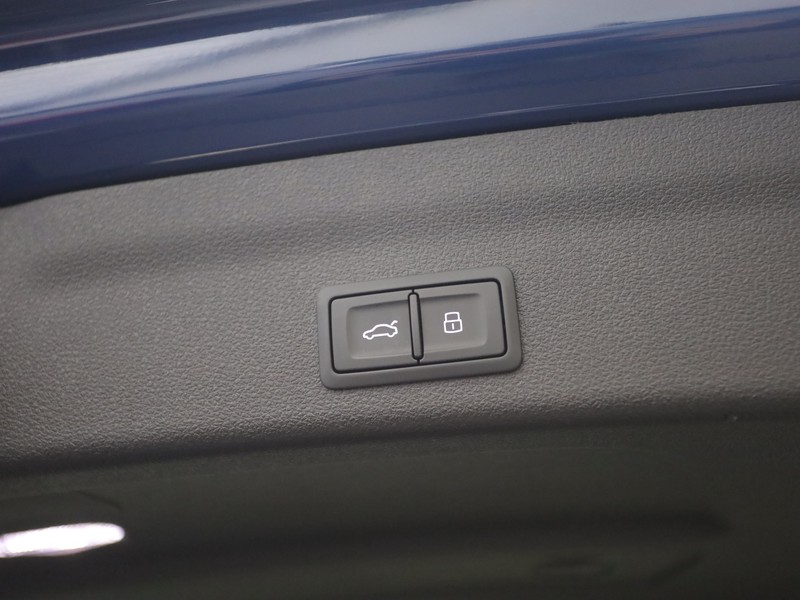 Audi RS6 avant 4.0 mhev performance quattro tiptronic
