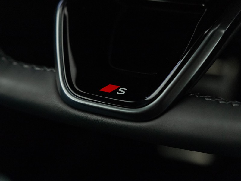 Audi A6 e-tron avant e-tron performance business 367cv