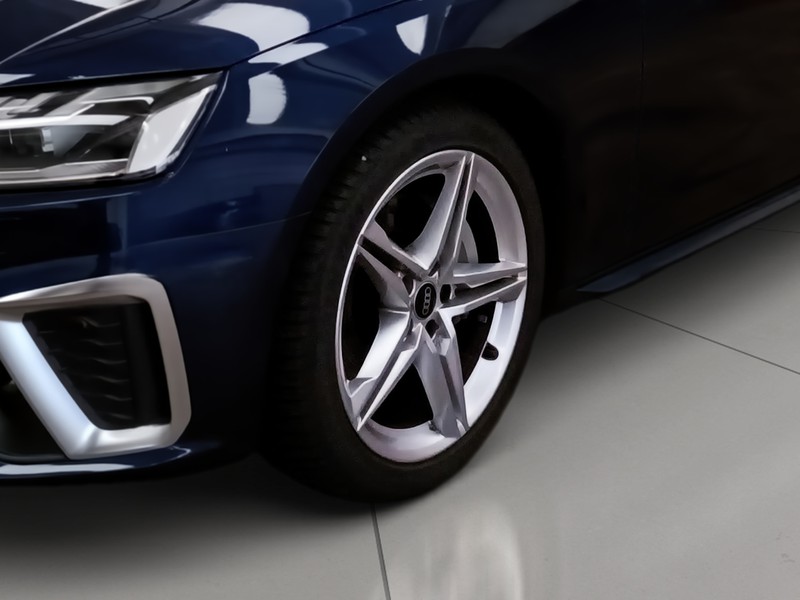 Audi A4 avant 40 2.0 tdi mhev s line edition quattro 204cv s-tronic