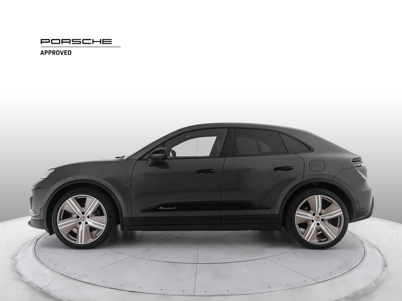 Porsche Macan 4