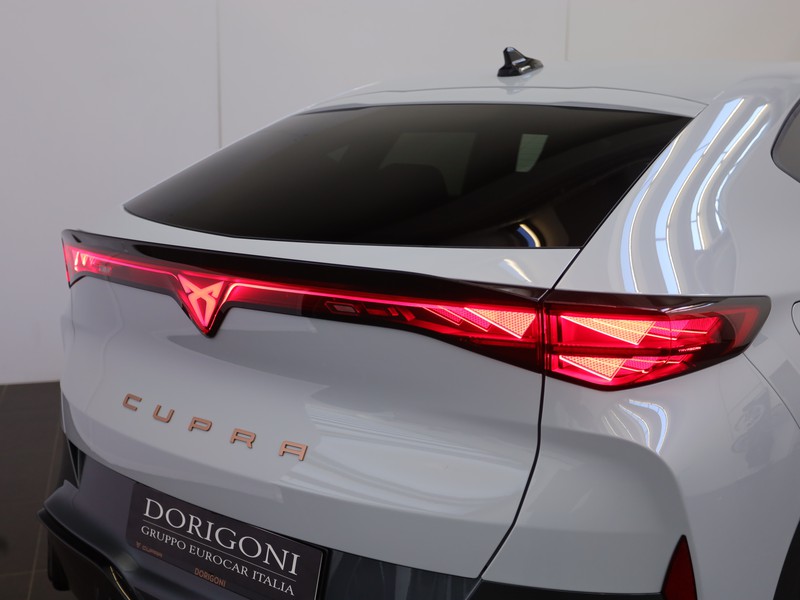 Cupra Tavascan 77kwh endurance immersive rwd