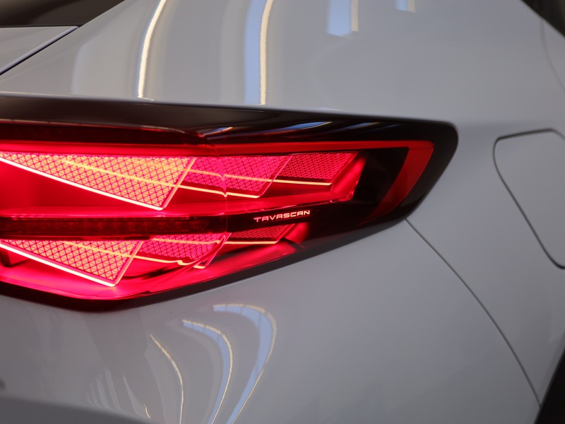 Cupra Tavascan 77kwh endurance immersive rwd