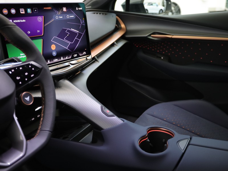 Cupra Tavascan 77kwh endurance immersive rwd