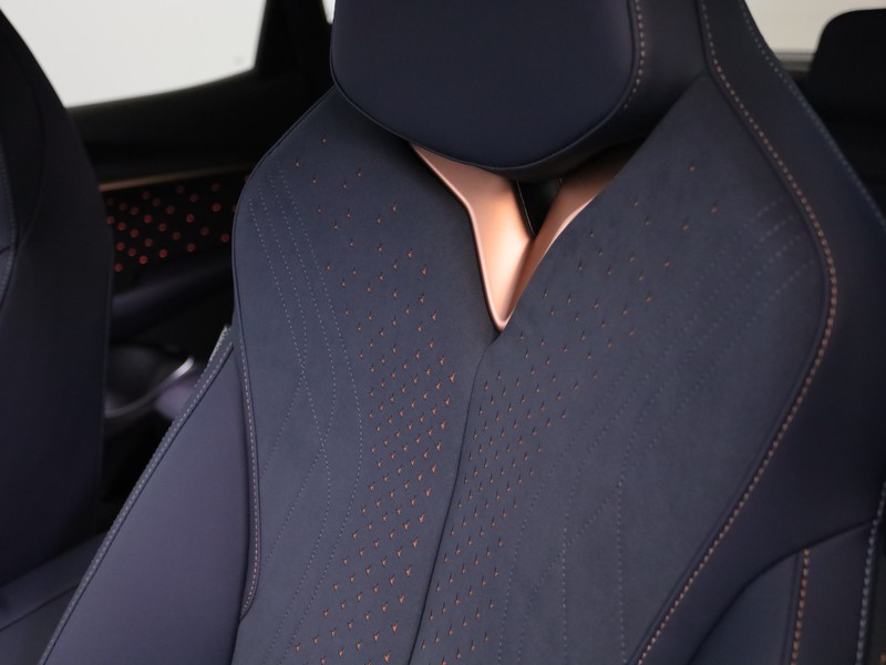 Cupra Tavascan 77kwh endurance immersive rwd