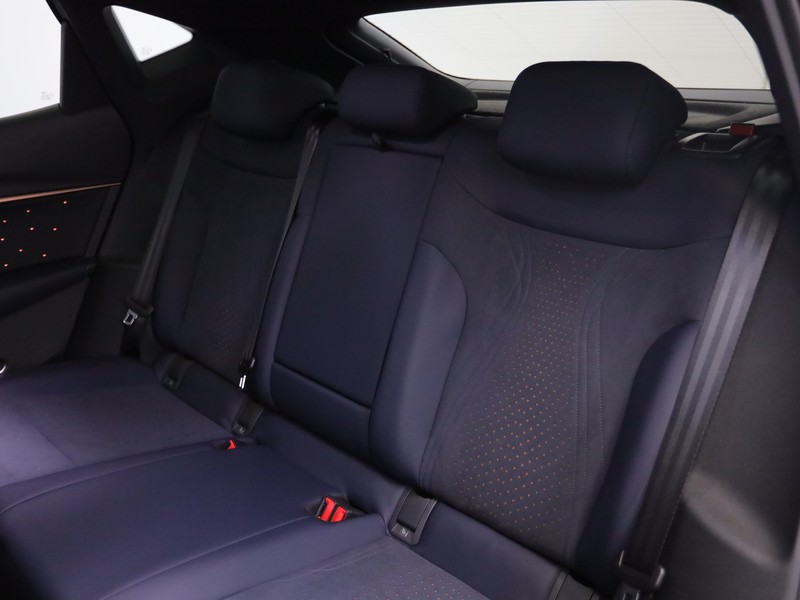 Cupra Tavascan 77kwh endurance immersive rwd