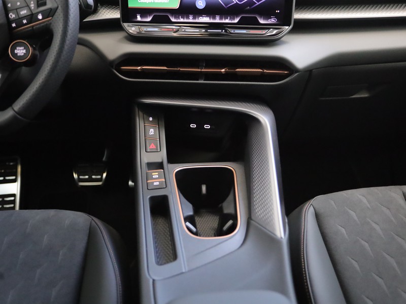 Cupra Terramar 1.5 e-hybrid vz 272cv dsg