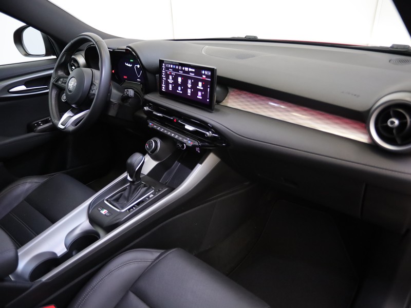 Alfa Romeo Tonale 1.3 phev veloce q4 280cv at6