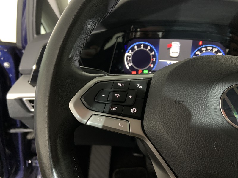Volkswagen Golf 1.0 etsi evo life 110cv dsg