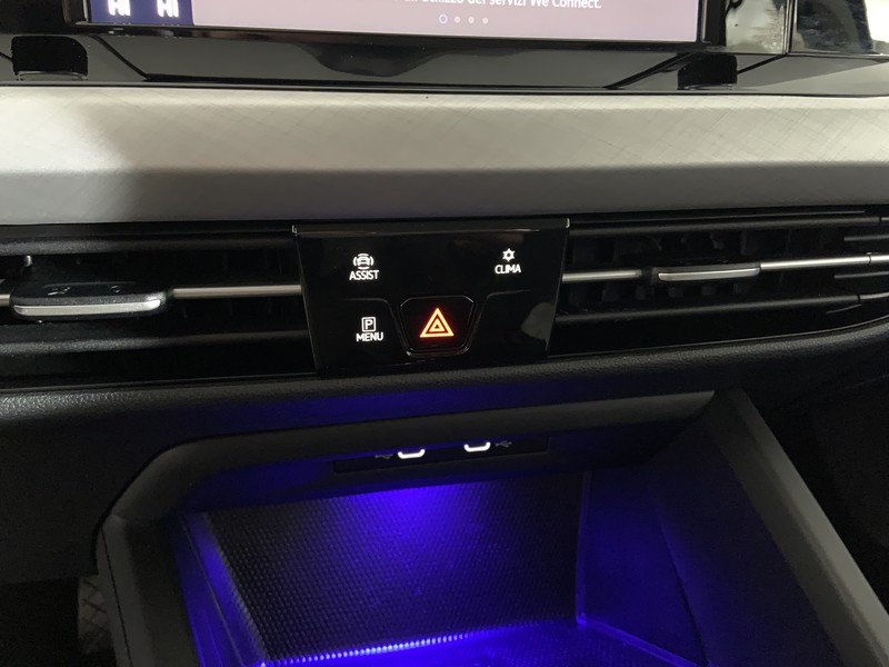 Volkswagen Golf 1.0 etsi evo life 110cv dsg