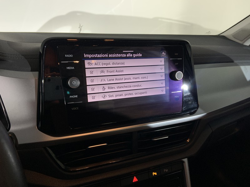 Volkswagen T-Roc 1.0 tsi life 110cv