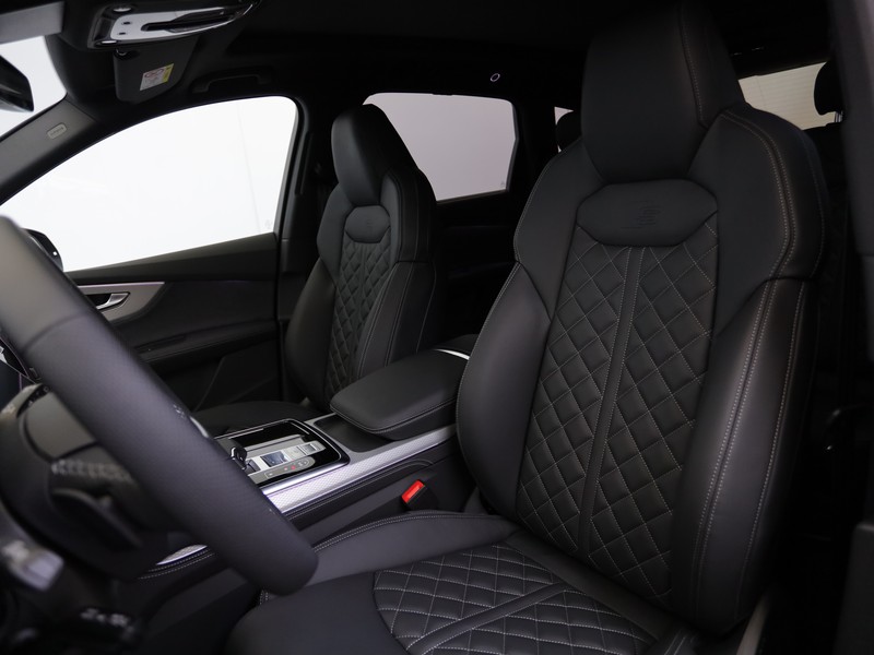 Audi Q7 50 3.0 tdi mhev s line edition quattro tiptronic 7p.ti