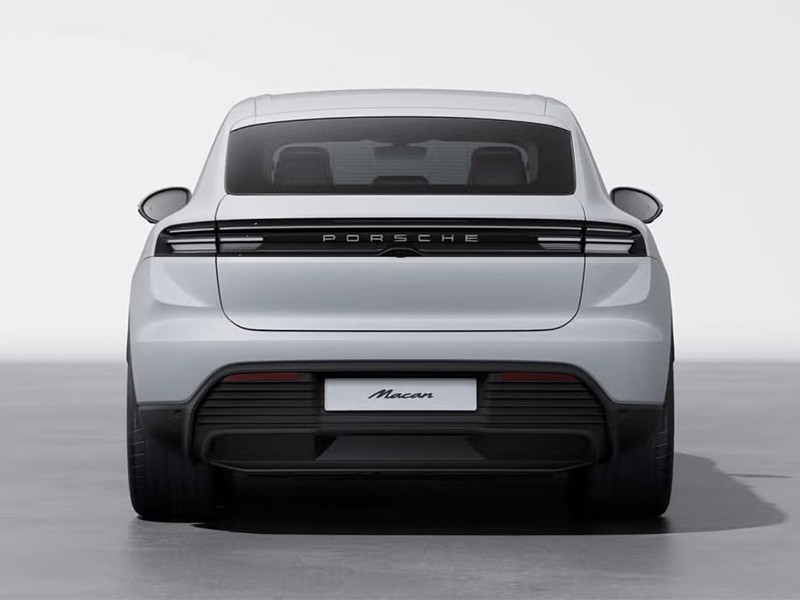 Porsche Macan 4