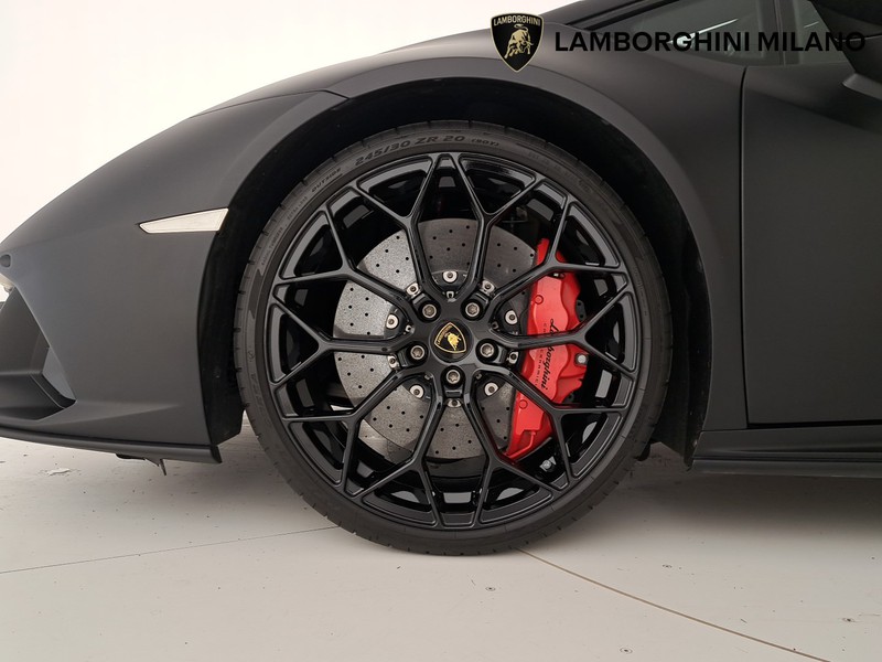 Lamborghini Huracan coupe 5.2 evo 640 awd