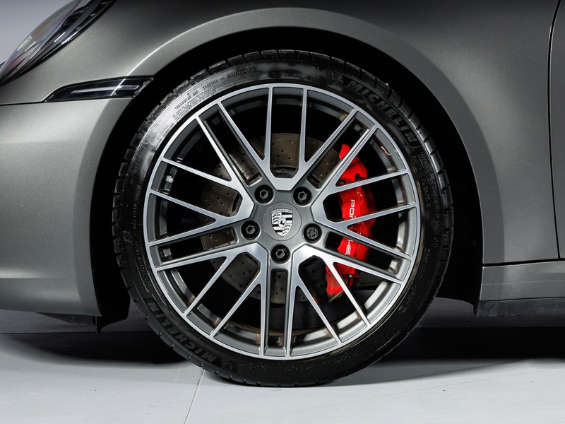 Porsche 911 Carrera 4S Cabriolet