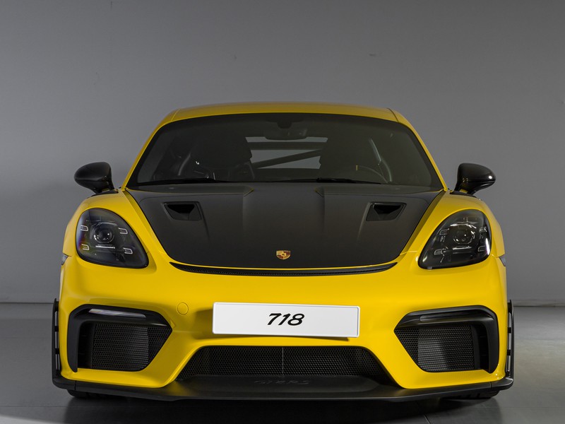 Porsche Cayman GT4 RS