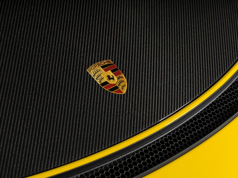 Porsche Cayman GT4 RS