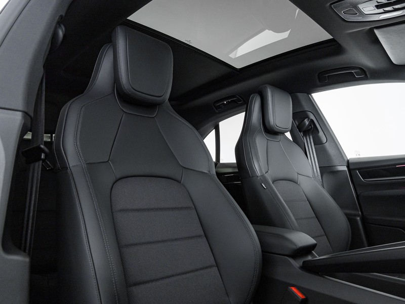Porsche Macan 4