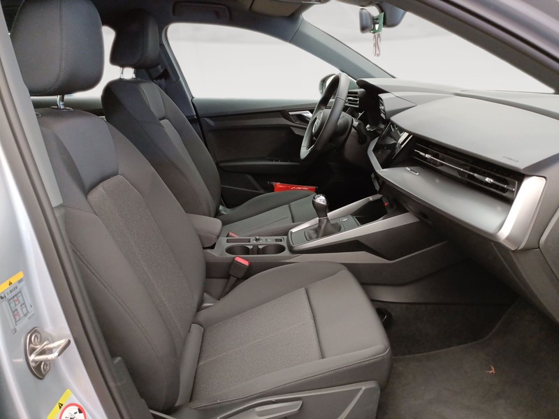 Audi A3 sportback 35 1.5 tfsi business advanced