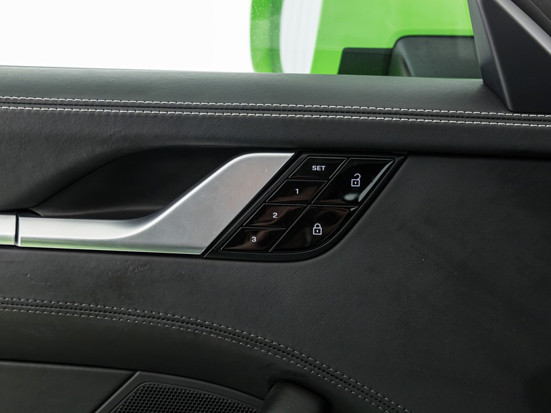 Porsche 911 coupe 3.0 carrera 4s auto