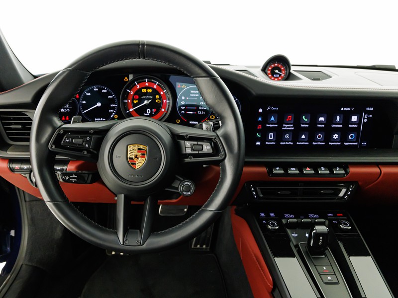 Porsche 911 coupe 3.0 carrera 4 gts auto