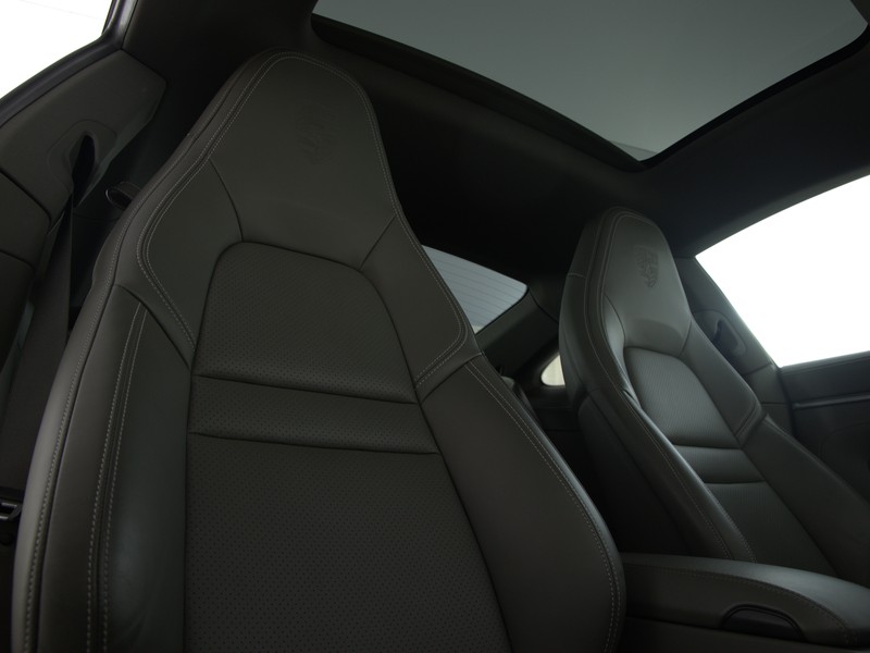 Porsche 911 coupe 3.0 carrera 4s auto