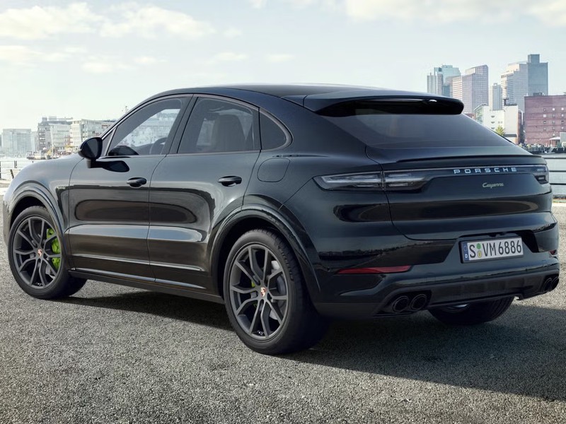 Porsche Cayenne E-Hybrid Coupe
