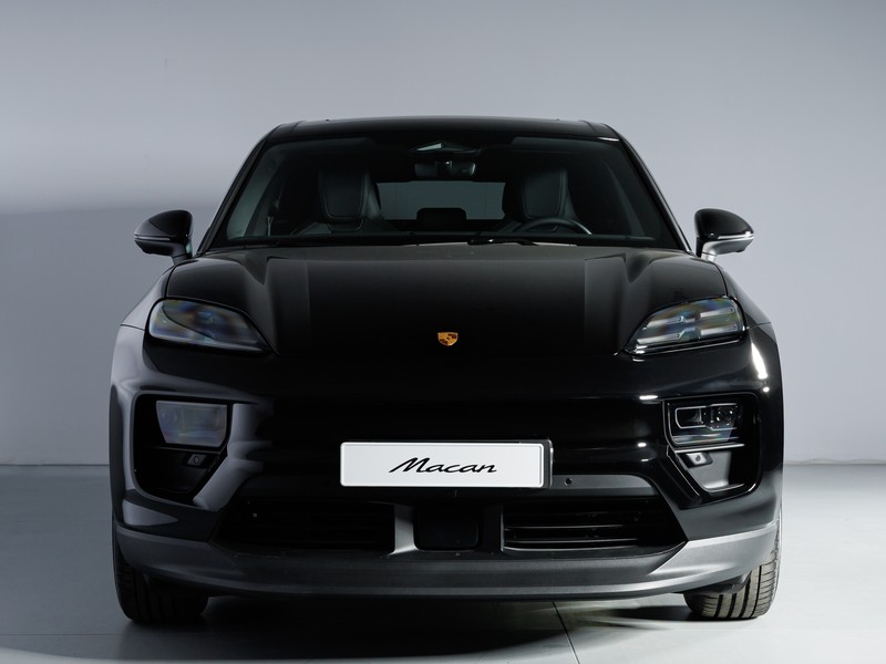 Porsche Macan 4