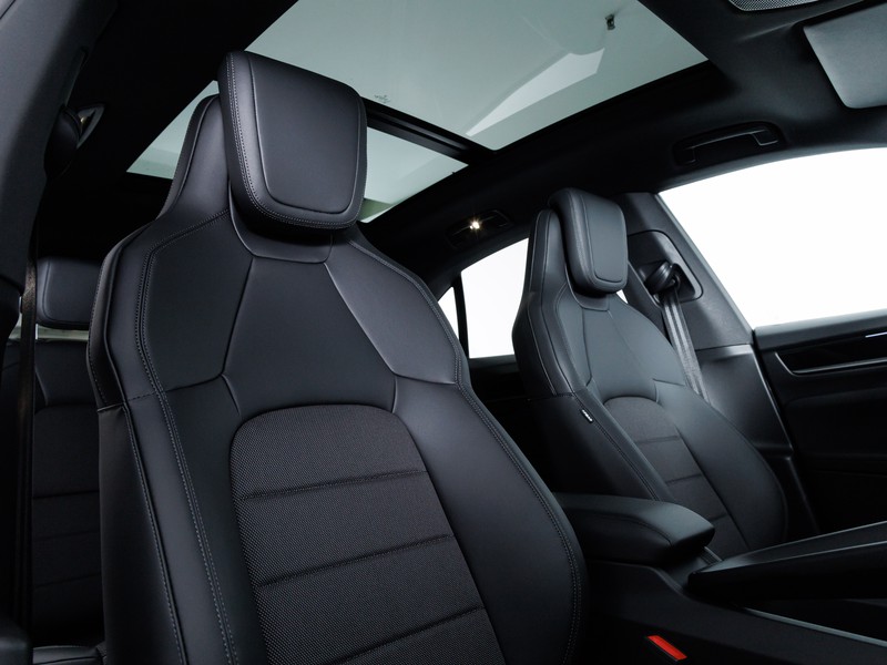 Porsche Macan 4