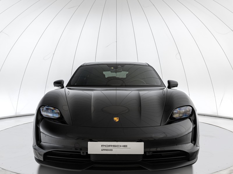 Porsche Taycan sport turismo