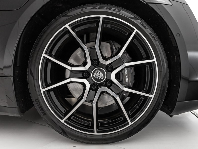 Porsche Taycan sport turismo