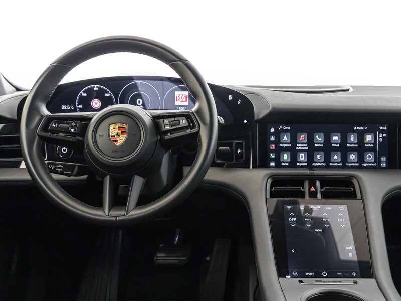 Porsche Taycan sport turismo