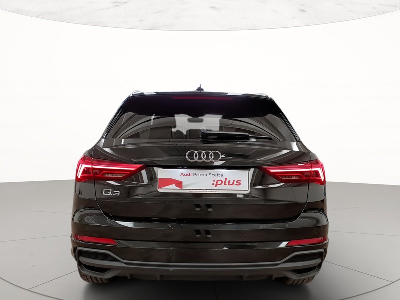 Audi Q3 35 2.0 tdi s line edition s-tronic