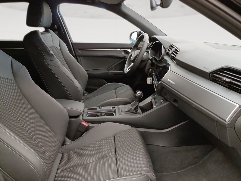 Audi Q3 35 2.0 tdi s line edition s-tronic