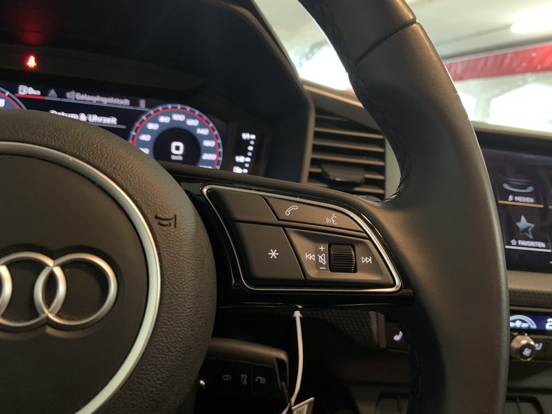 Audi A1 sportback 25 1.0 tfsi admired advanced s-tronic my20