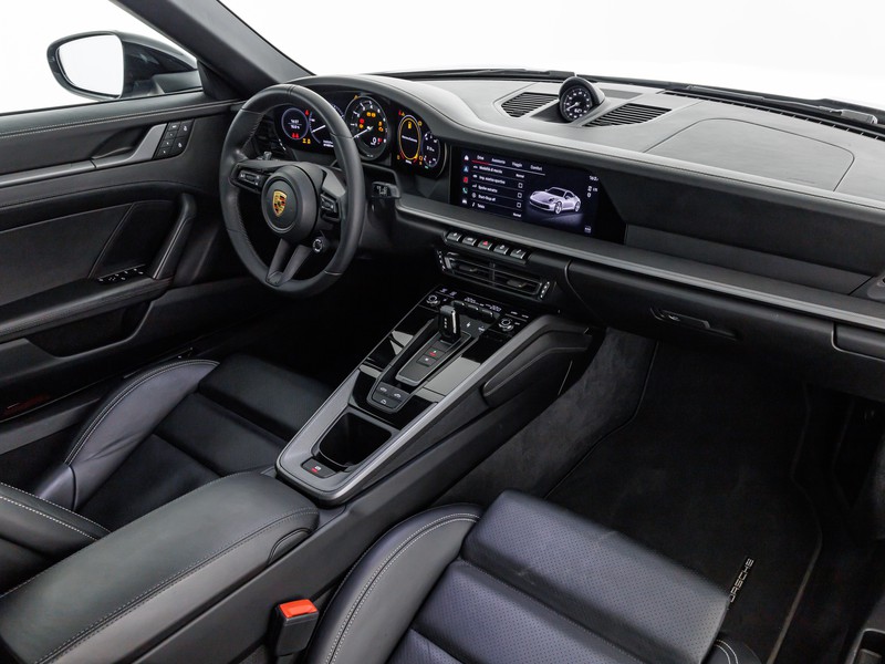 Porsche 911 cabrio 3.0 carrera 4 auto