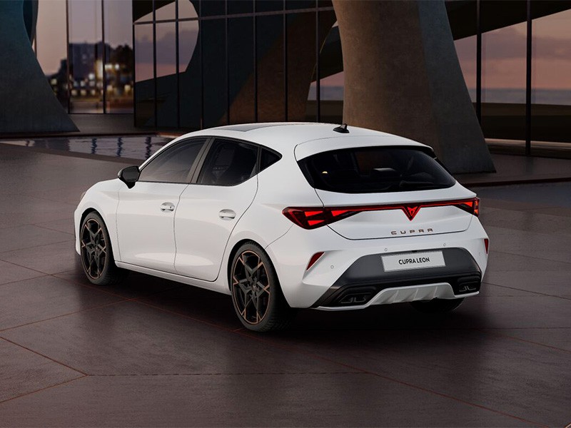 Cupra Leon 1.5 Hybrid 150 CV DSG